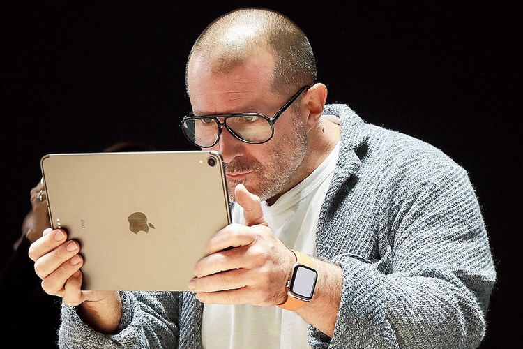 Perancang iPhone Jony Ive